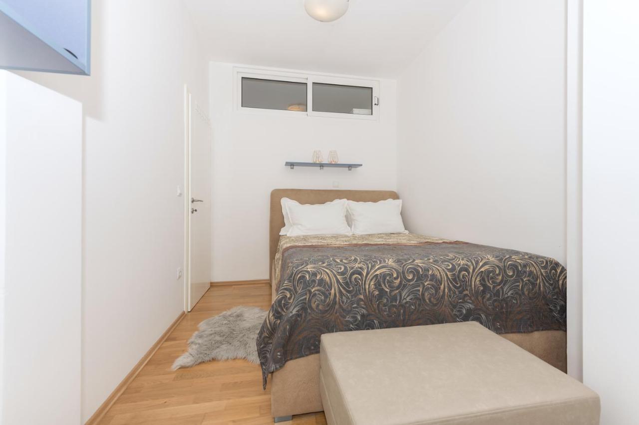 Long Apartment Makarska Ngoại thất bức ảnh